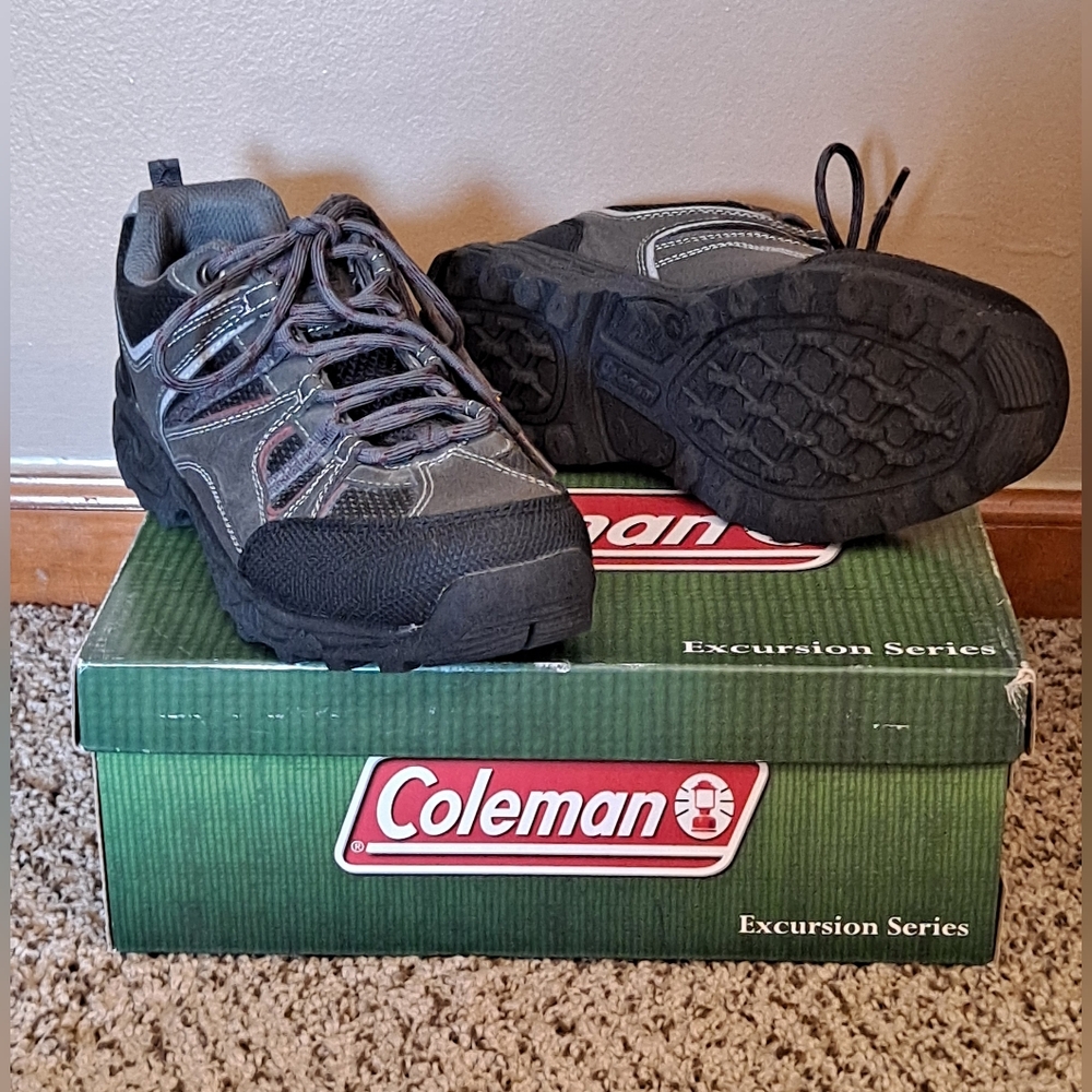 Coleman Excursion Series Black and Gray Boy's Hiking Shoes Size 4